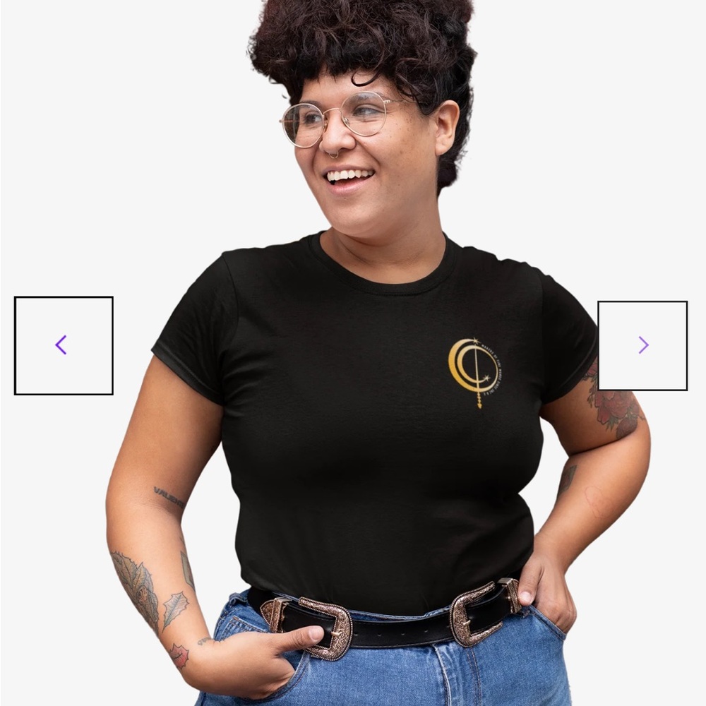 Accio Box Wand Shop T-shirt